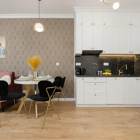 Lux Grzybowska Apartments With Parking By Renters Prestige Warsaw Exterior photo