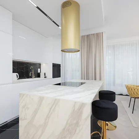 Lux Grzybowska Apartments With Parking By Renters Prestige Warsaw Exterior photo
