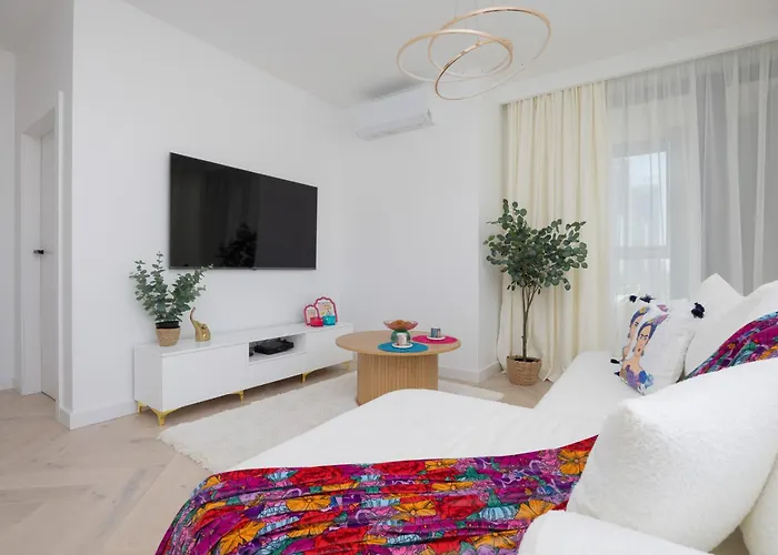 Lux Grzybowska Apartments With Parking By Renters Prestige