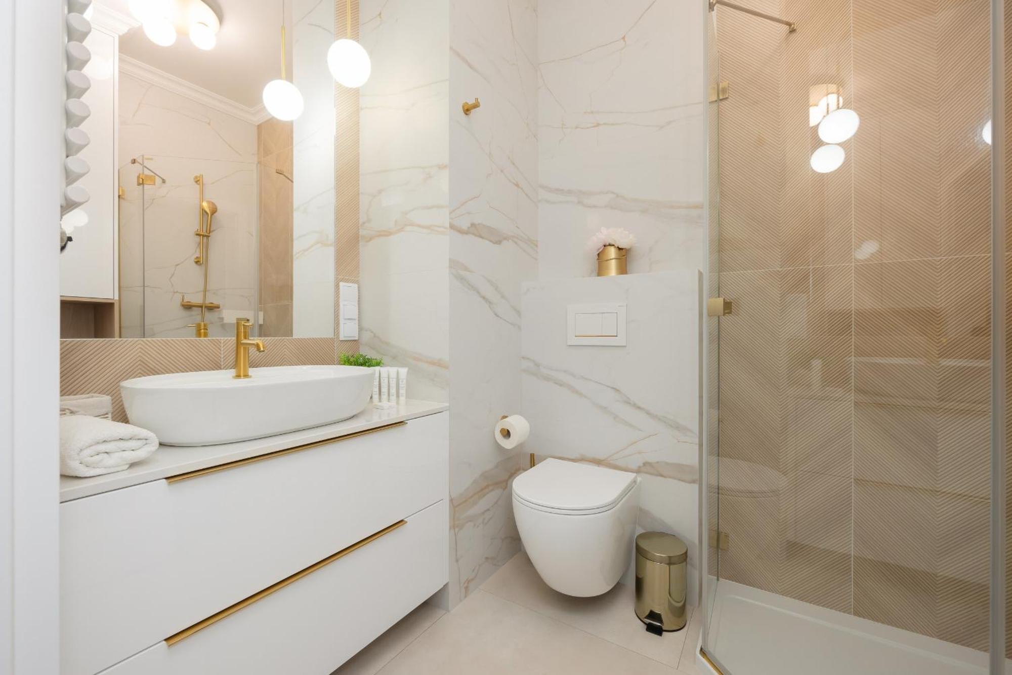 Lux Grzybowska With Parking By Renters Prestige Apartment