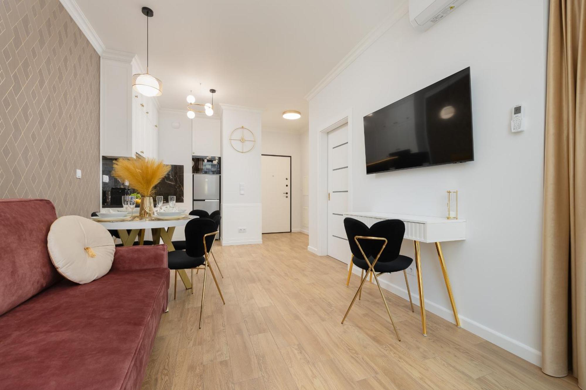 Apartment Lux Grzybowska With Parking By Renters Prestige *