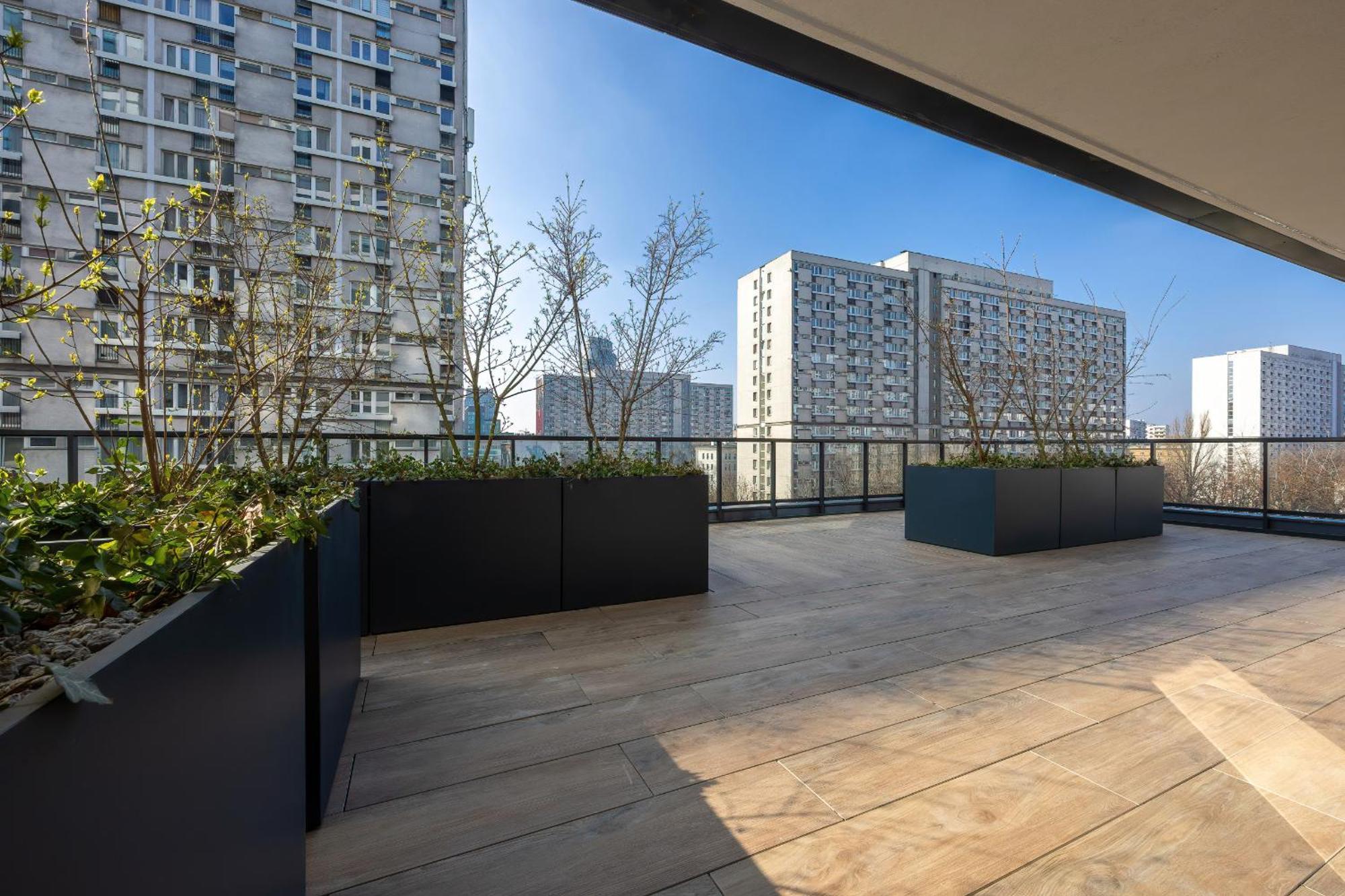 Apartment Lux Grzybowska With Parking By Renters Prestige
