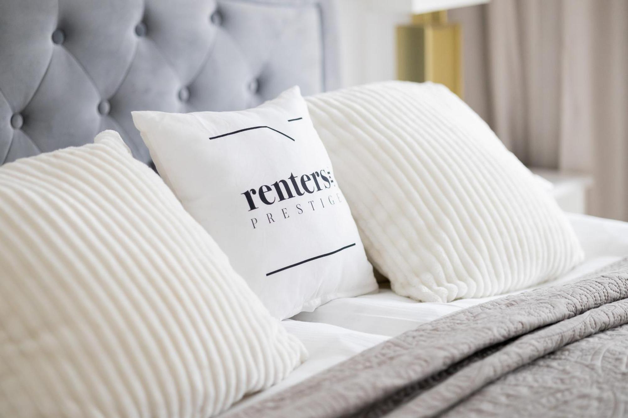 Apartment Lux Grzybowska With Parking By Renters Prestige