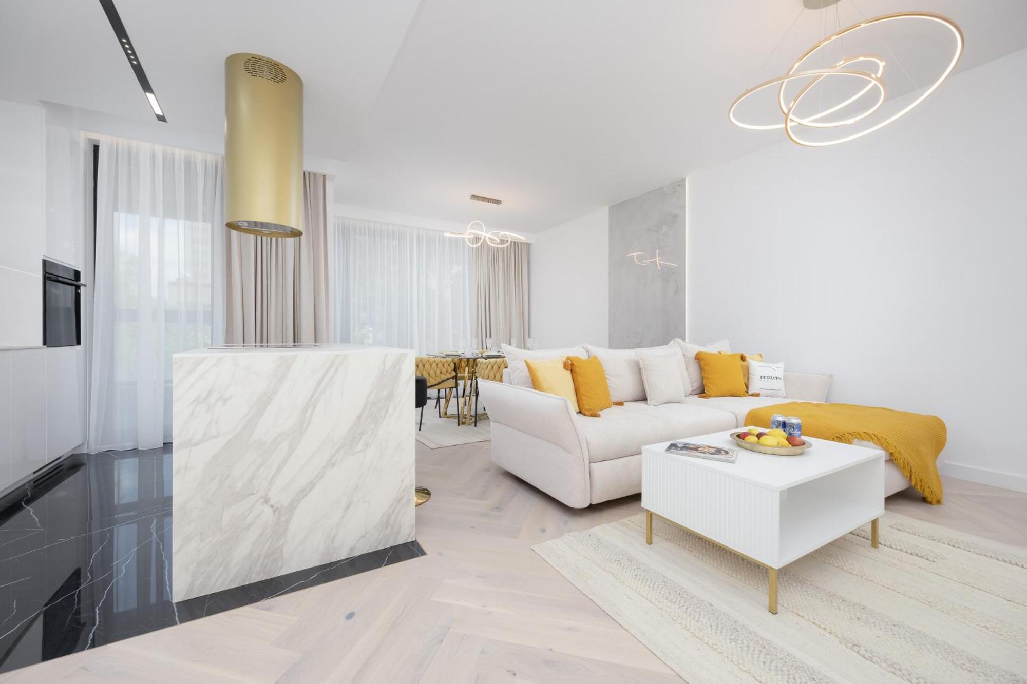 Lux Grzybowska With Parking By Renters Prestige Apartment