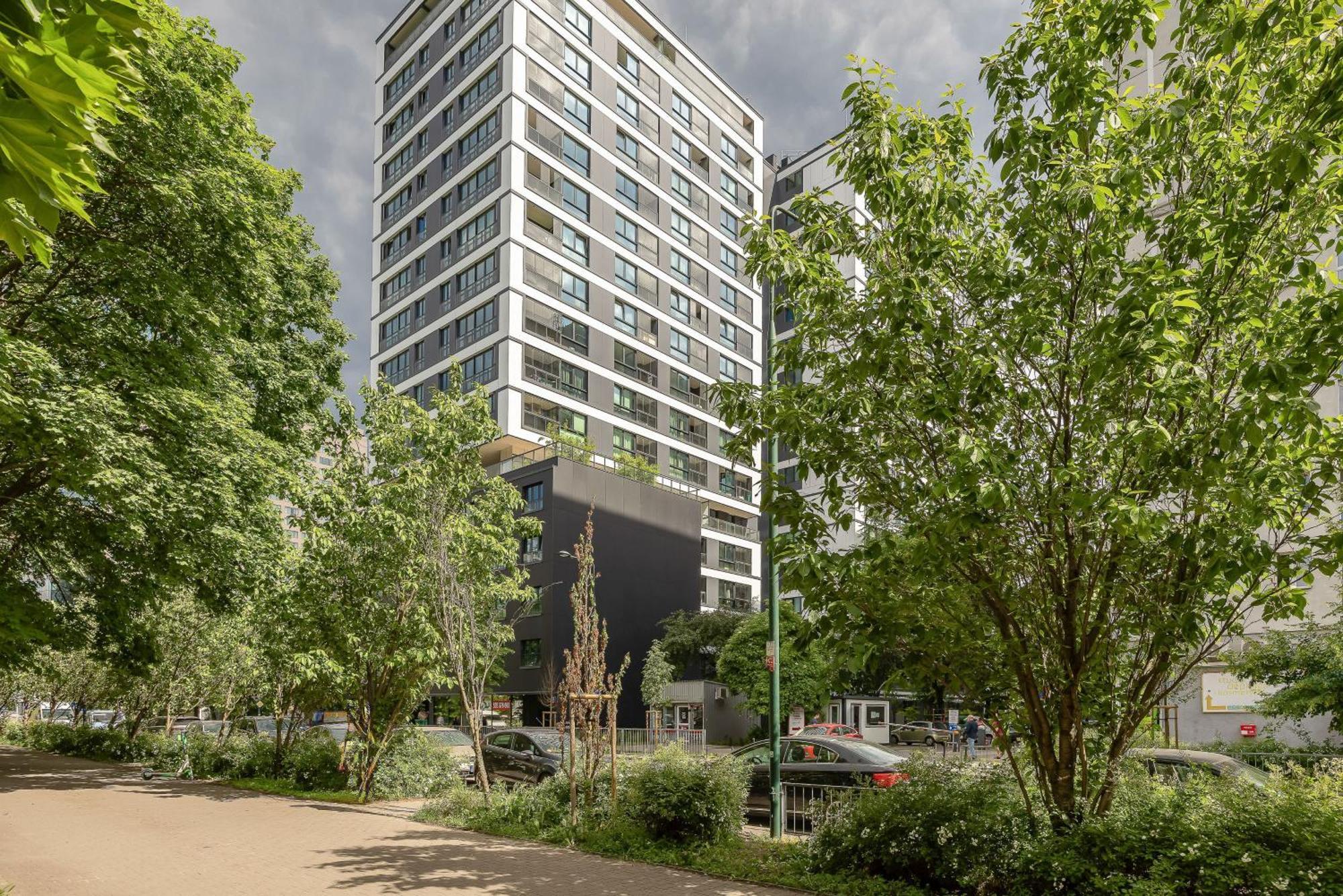 Apartment Lux Grzybowska With Parking By Renters Prestige